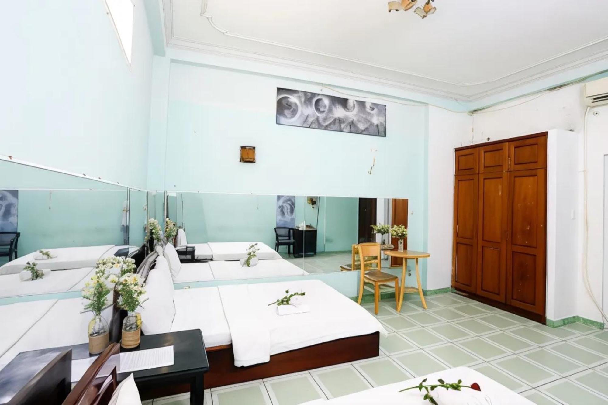 Hong Luc Hotel Hcm Ho Chi Minh City Exterior photo