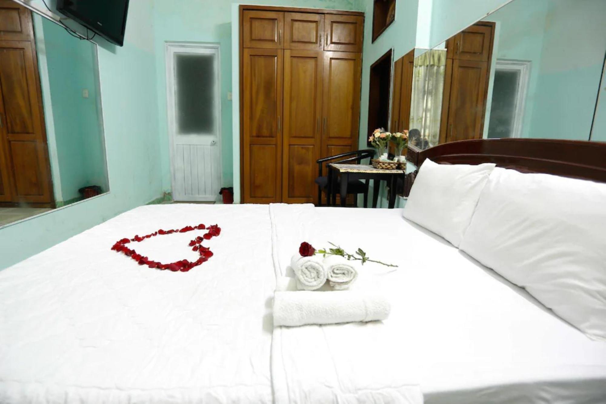 Hong Luc Hotel Hcm Ho Chi Minh City Exterior photo
